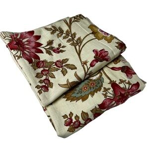 PILLOW SHAMS SOFT YELLOW FLORAL RED TULIPS LAURA ASHLEY?? Wamsutta? Not sure